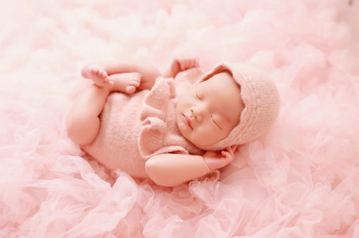 东海宝宝几个月可以抬头 东海宝宝几个月可以抬头