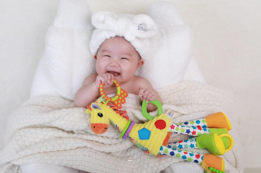 东海宝宝为什么会吐奶 东海宝宝为什么会吐奶